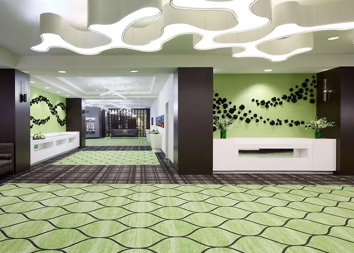 Hotel Doubletree By Hilton Montréal