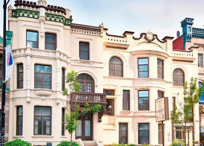 Hotel Chateau de l'Argoat Montréal